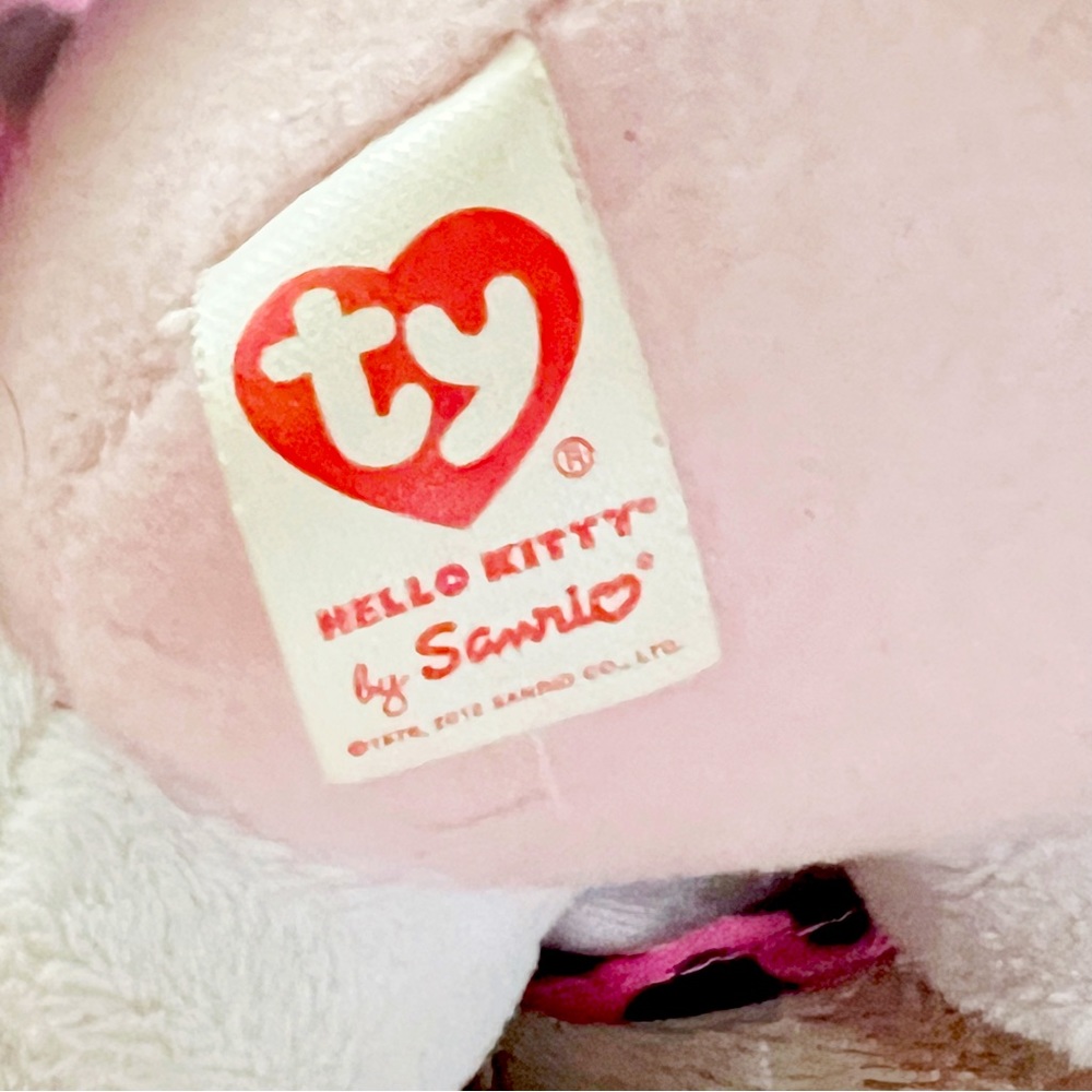 2012 Pink Leopard Hello Kitty - Picture 4 of 4